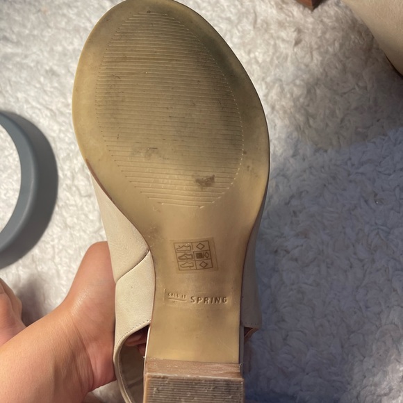 Call it Spring Ankle Bootie in Size 6.5 in light beige - Picture 8 of 9